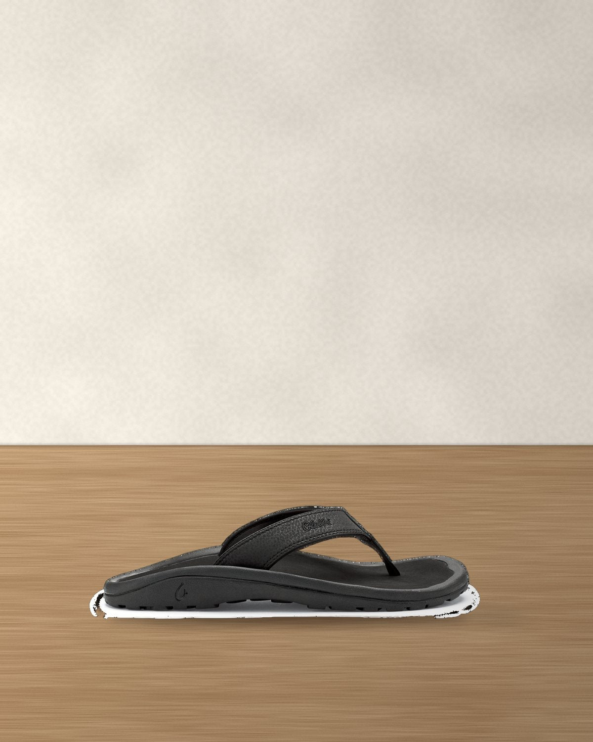OluKai 'Ohana Beach Sandal, Stapl studio still on linen